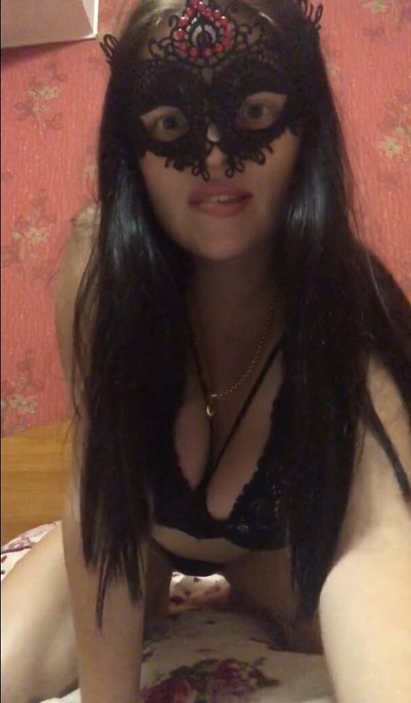 yanamulberry schauspielerin nackte foto