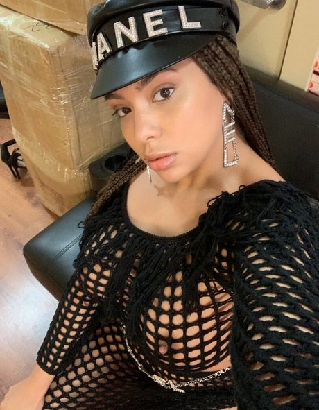 Annamariesarai model hd galerie