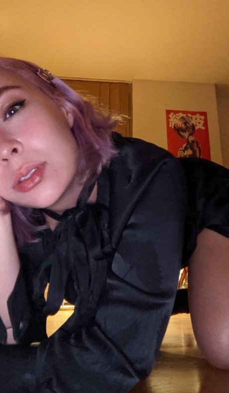 behaarte achseln onlyfans sexy nackt bild