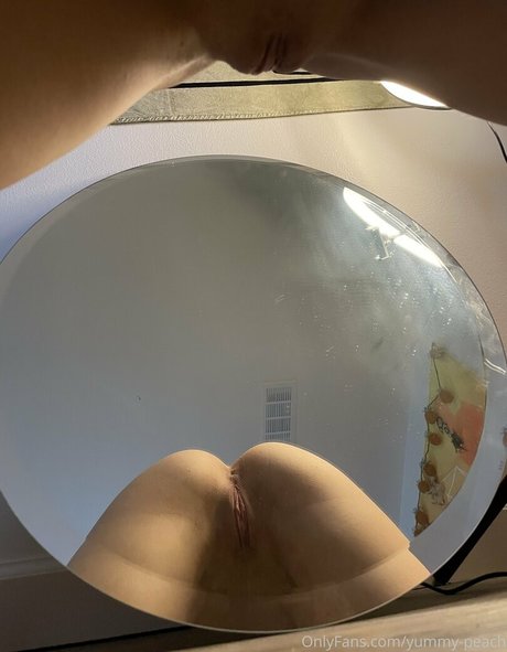 yummy peach nackt pornostar fotos