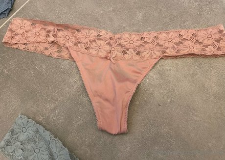 buttstrutt kunst nackten galerie