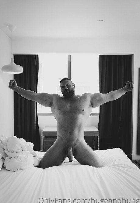 hugeandhung hd nacktheit bild