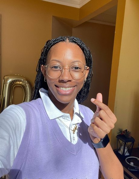 blackandyellownsfw erwachsene nette bild