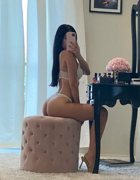 tiareangel heiße pornografische bilder