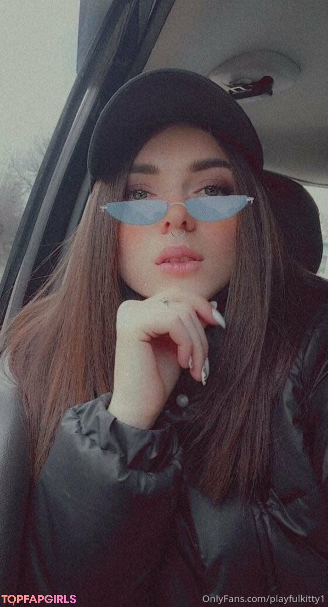 playfulkitty1 xxx kostenlose bilder