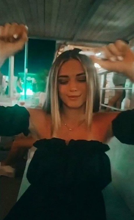 playfulkitty1 hübsche sexy bilder