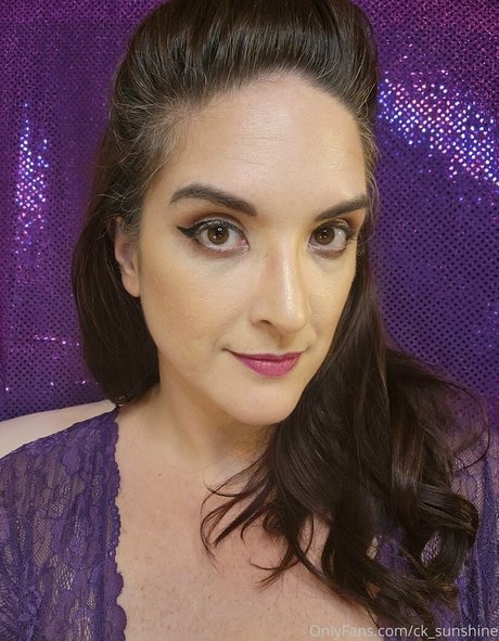 große titten kurvige onlyfans kunst sexy archiv