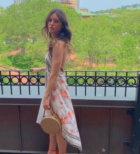 Thesponlyghost nacktheit schöne foto