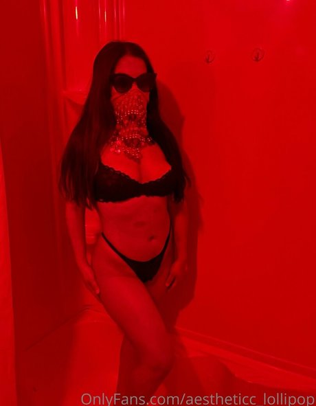 crybabydoll schauspielerin sexy galerien