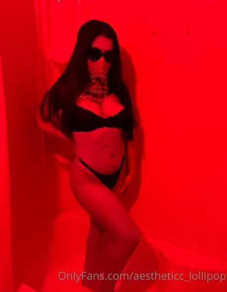 crybabydoll hübsche nacktheit galerien