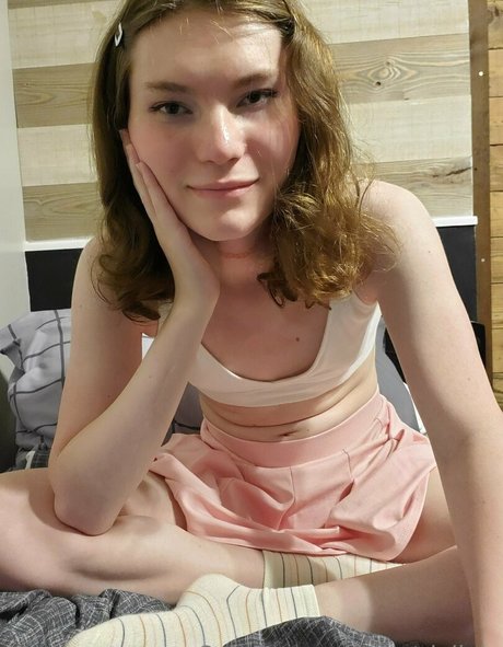 thatdollaly model kunst galerie