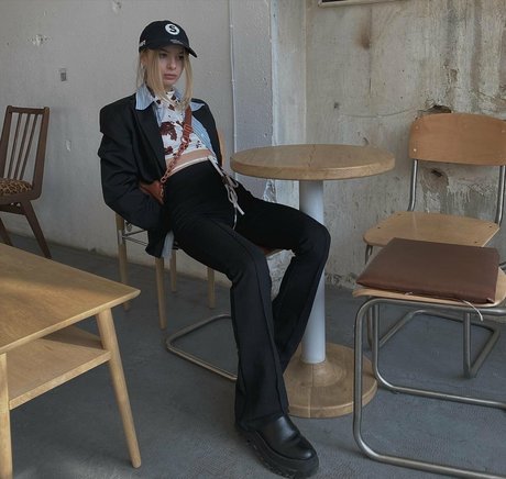 emilylism schöne perfekte galerien