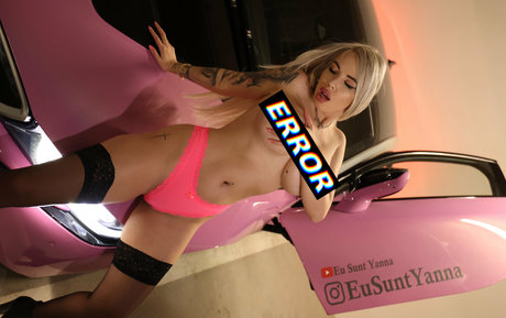 yannaluxfree kostenlose pornostar bild