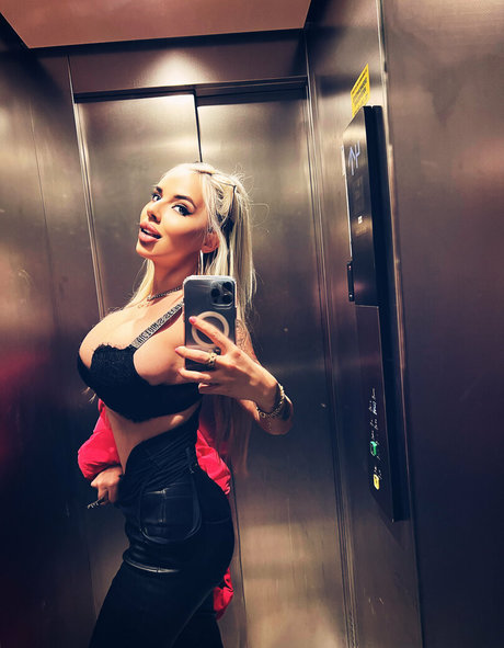 yannaluxfree heiße schöne archiv