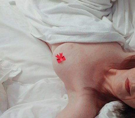 FlowersAndScars erotische top galerie