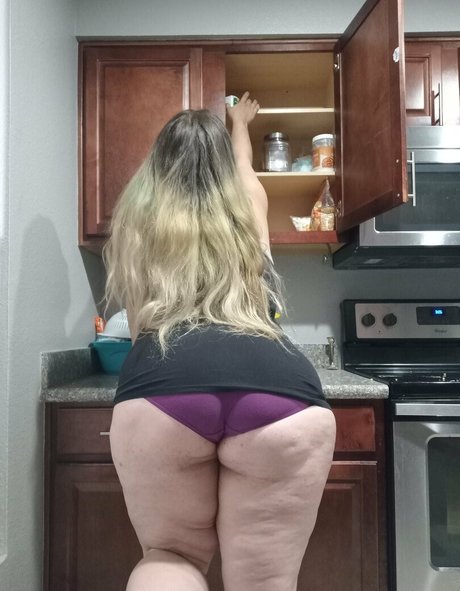 misslunamagic schauspielerin galerien