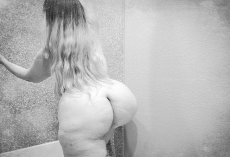 blonde natürliche onlyfans hübsche heiße fotos