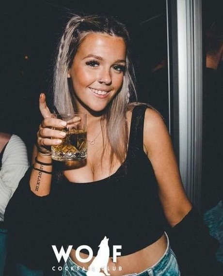 Chantelle A freie bilder