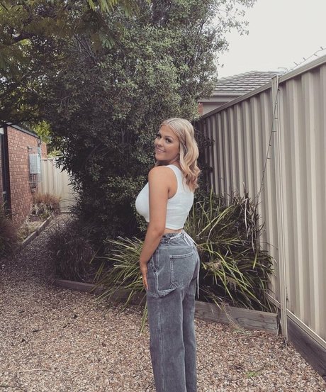 Chantelle A top freie bilder