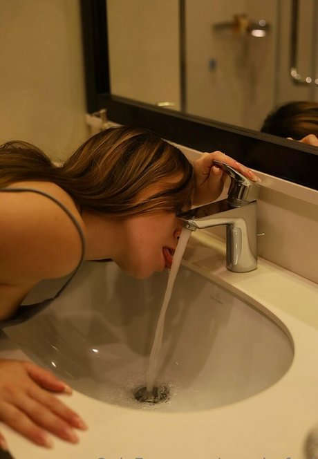 wonderfeel schauspielerin heiße bilder