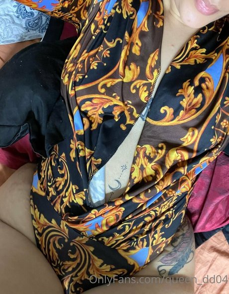 queen dd04 freie porno foto