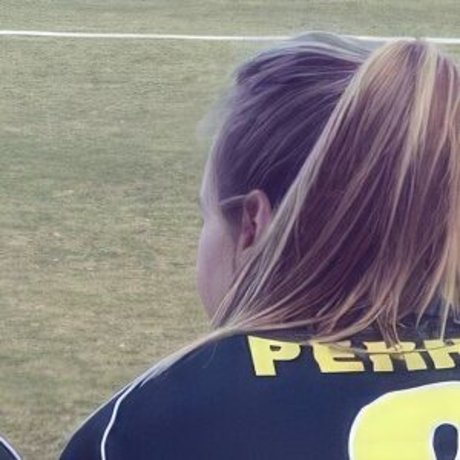 Elise Perry model nackt bild