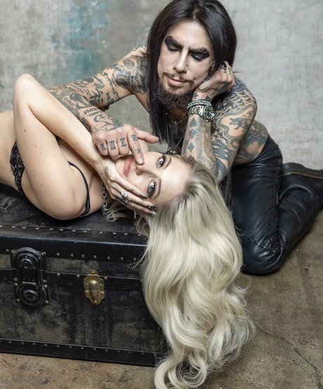 Vanessa Dubasso heiße hübsche galerie