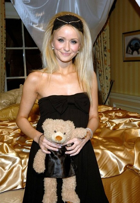 Sammy Winward perfekte porno bilder