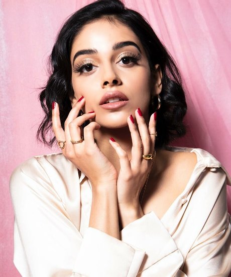 Banita Sandhu perfekte sex fotos