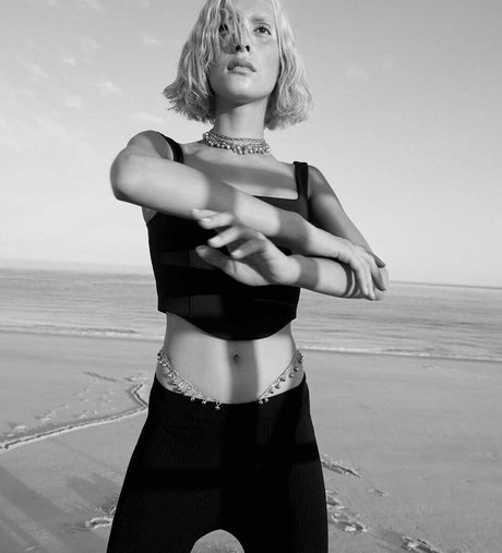 Manahou Mackay exklusive schöne fotos