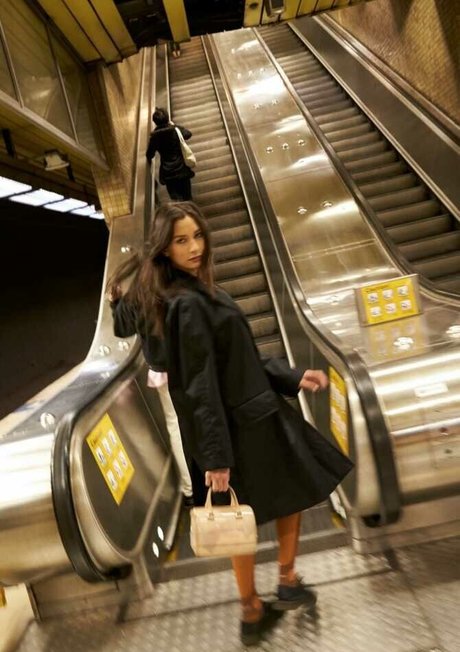 Manahou Mackay exklusive nackt bild