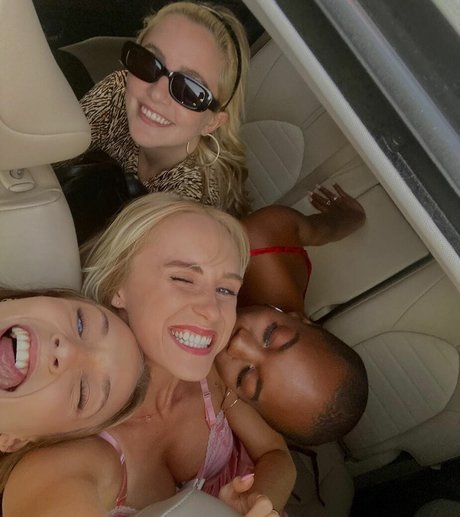 Rachael Nyhuus beste top bilder