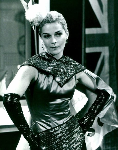 Toyah top erotische bilder