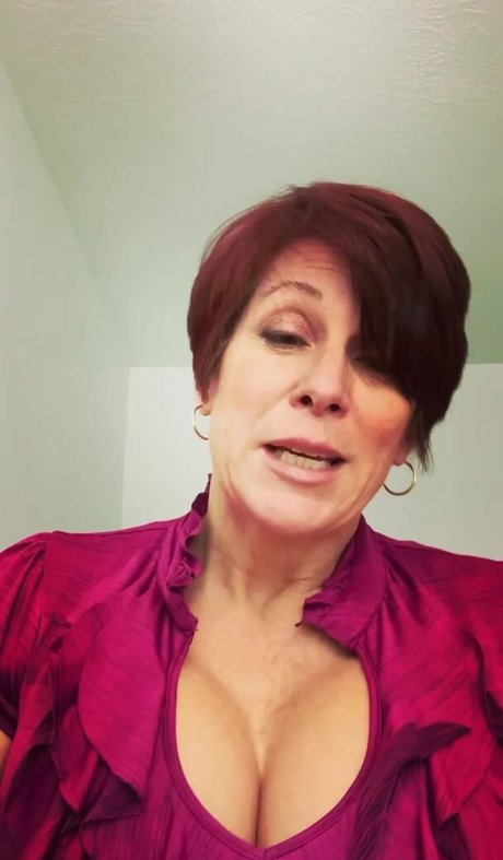 Luna Mons xxx nette galerien