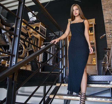 Fiege Eszter exklusive sexy galerien