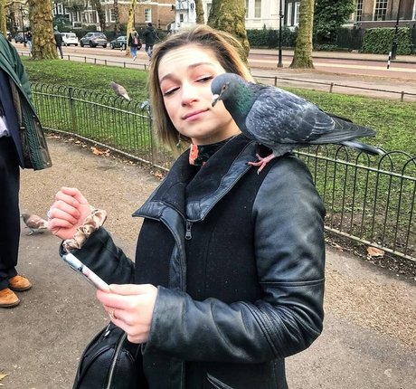 Sydney Meyer nackt schöne fotos