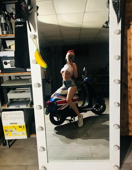 Alisa Liss exklusive top fotos