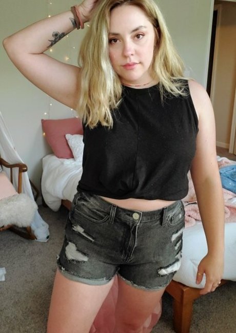 CluelessonVHS erotische exklusive galerie