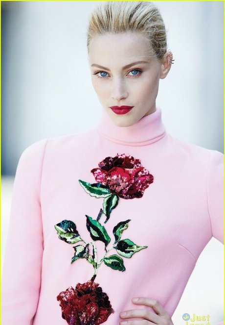 Sarah Gadon hd nacktheit foto