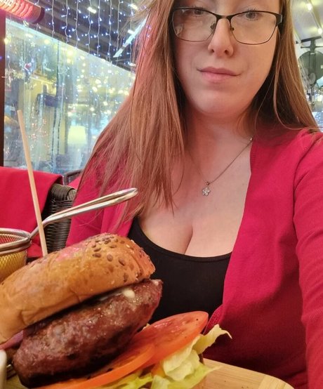 fußball-onlyfans exklusive akt bild