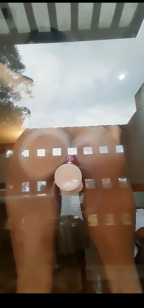 LYS nackt kunst galerien