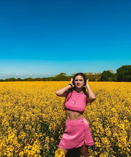 hosen nur fans kunst erotische bilder