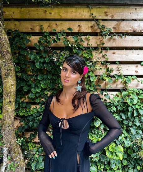 Sophie Slape schöne porno fotos