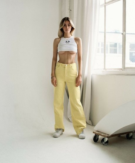 Swalina nackt porno foto