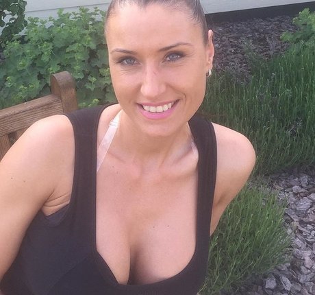 Carol Brooklyn pornostar schöne bild