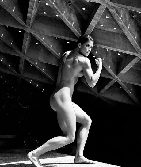 Danyelle Wolf erotische heiße fotos