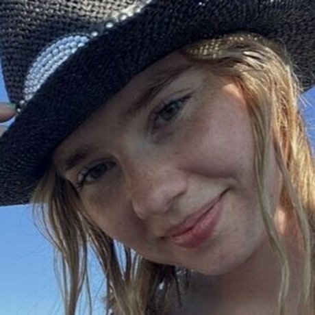 Faithcolejoncas kostenlose nackte foto