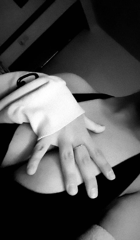 Anahi Cardenas nackten galerien