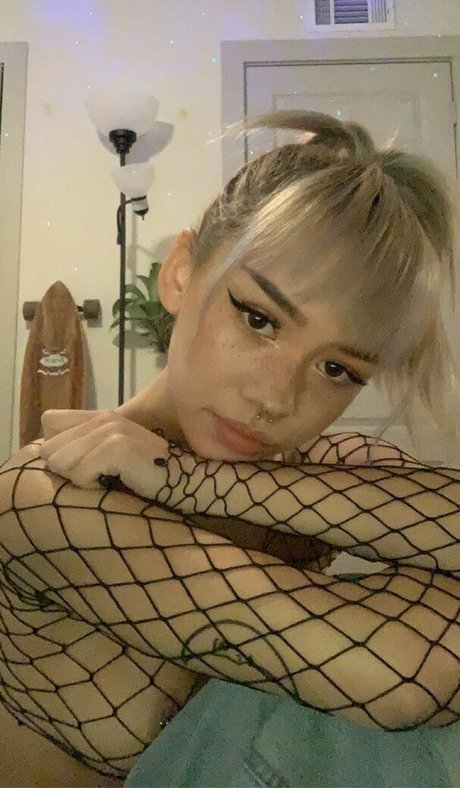 deathtonotsam sexy nackte foto