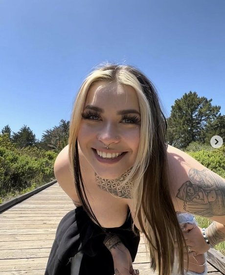 Madison Banks model hd galerien